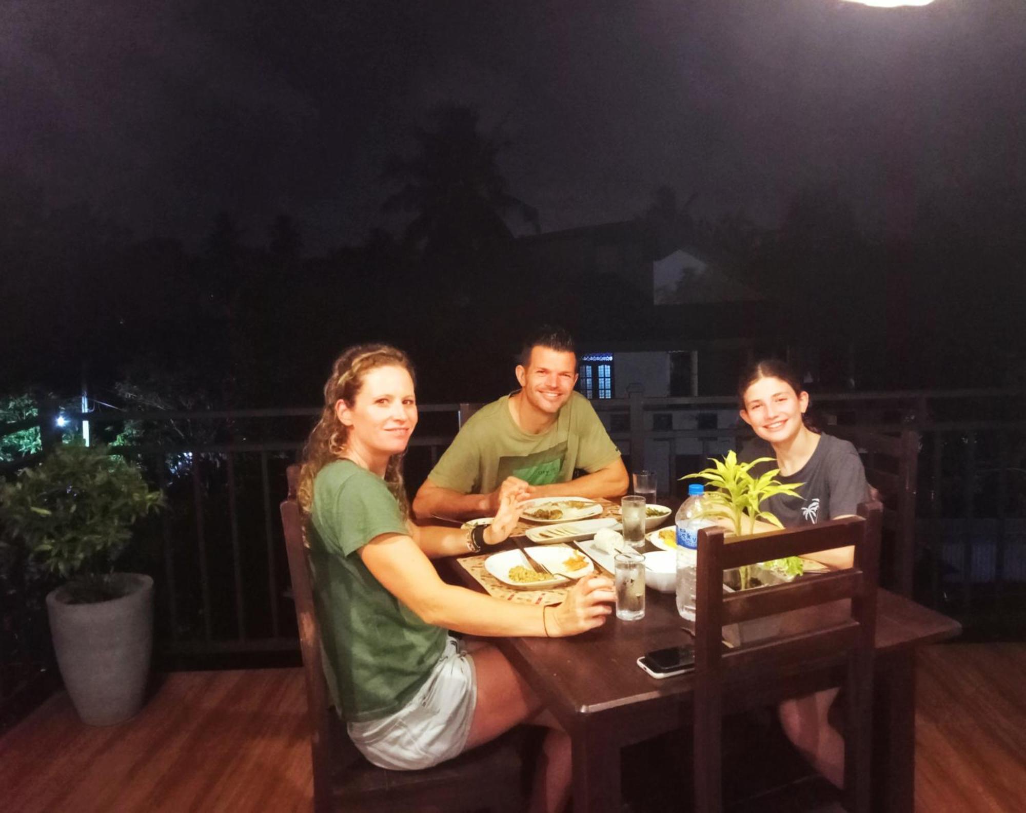 Ayubowan Homestay カトゥナカヤ エクステリア 写真